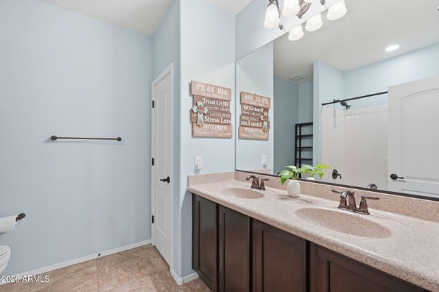 3066 E SANTA FE Lane, Gilbert, AZ 85297