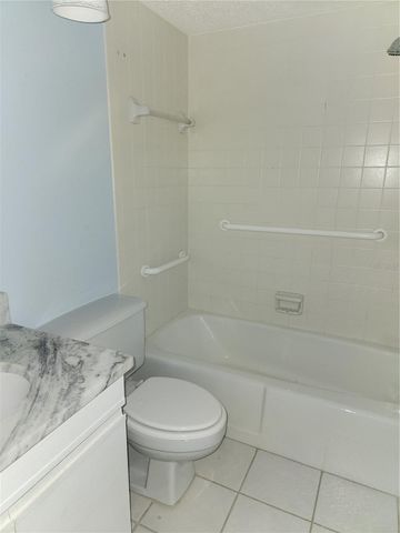 749 N JEFFERSON AVENUE 749, Sarasota, FL 34237