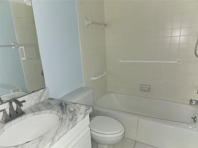749 N JEFFERSON AVENUE 749, Sarasota, FL 34237