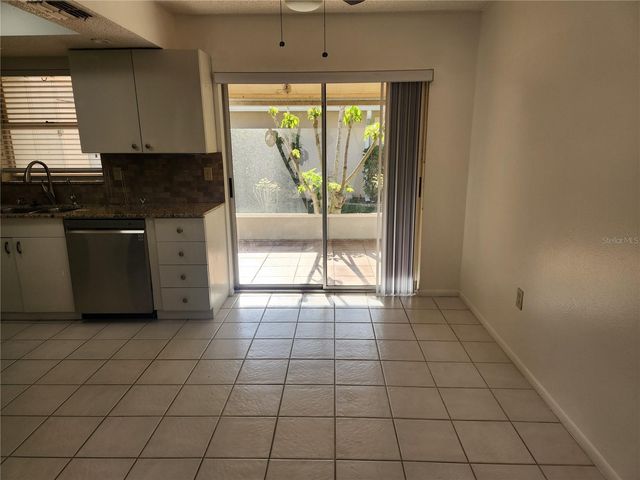 749 N JEFFERSON AVENUE 749, Sarasota, FL 34237
