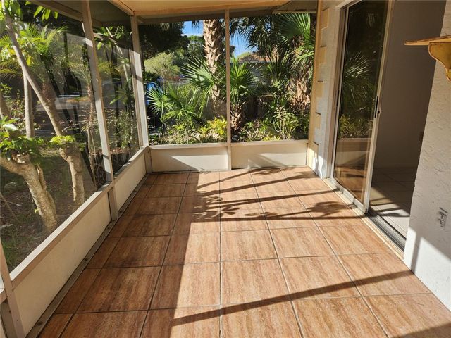 749 N JEFFERSON AVENUE 749, Sarasota, FL 34237