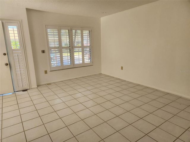 749 N JEFFERSON AVENUE 749, Sarasota, FL 34237