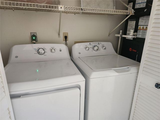 749 N JEFFERSON AVENUE 749, Sarasota, FL 34237