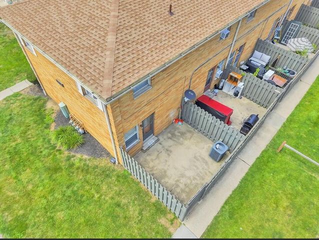 1746 Pine Tree Street S, H, Columbus, OH 43229