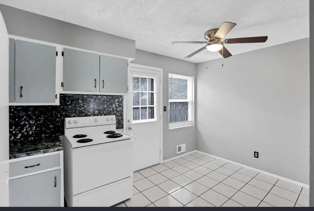 1746 Pine Tree Street S, H, Columbus, OH 43229