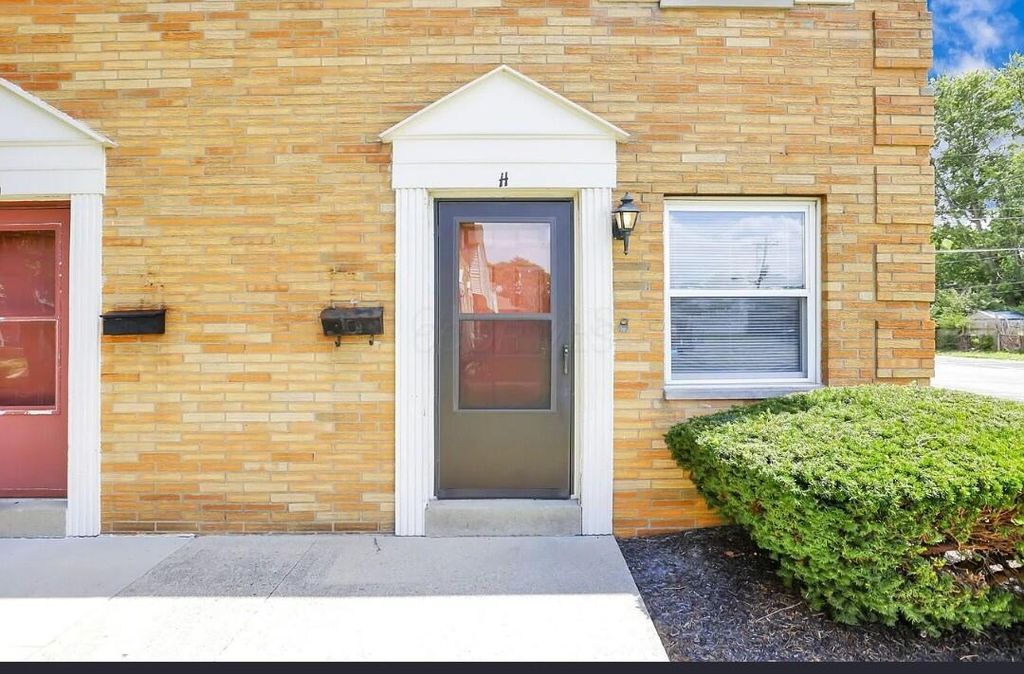 1746 Pine Tree Street S, H, Columbus, OH 43229