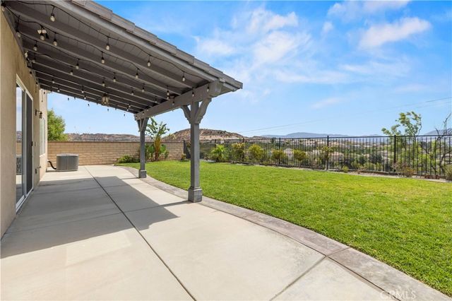 20540 Suzie, Saugus, CA 91350