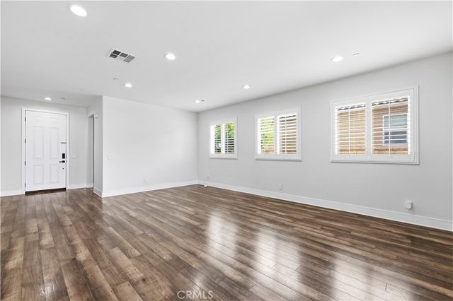 20540 Suzie, Saugus, CA 91350