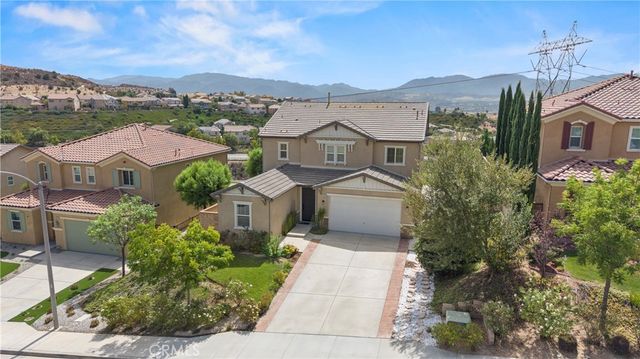 20540 Suzie, Saugus, CA 91350
