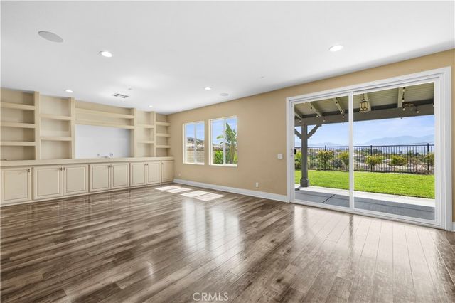 20540 Suzie, Saugus, CA 91350