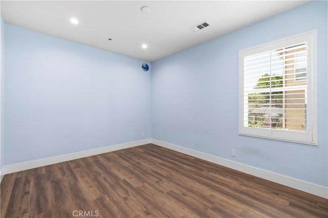 20540 Suzie, Saugus, CA 91350