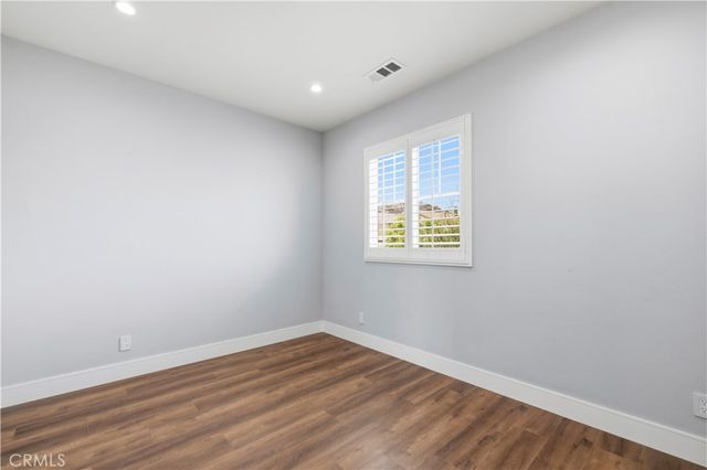 20540 Suzie, Saugus, CA 91350