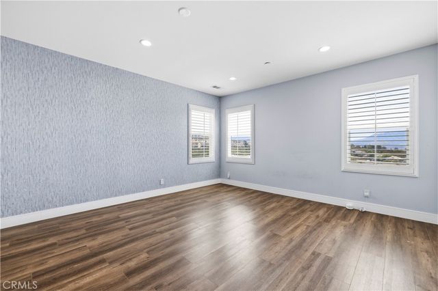20540 Suzie, Saugus, CA 91350