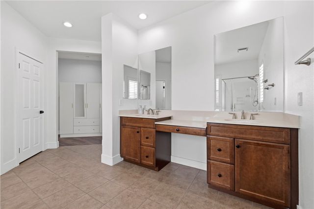 20540 Suzie, Saugus, CA 91350