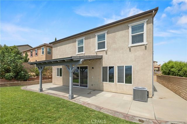 20540 Suzie, Saugus, CA 91350