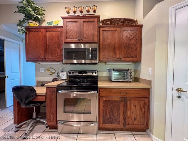 14 Meadowlake Circle S, Lake Placid, FL 33852