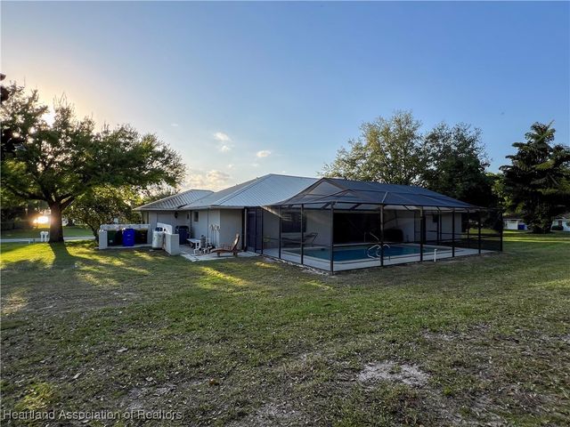 14 Meadowlake Circle S, Lake Placid, FL 33852