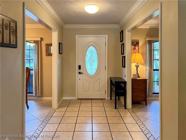 14 Meadowlake Circle S, Lake Placid, FL 33852