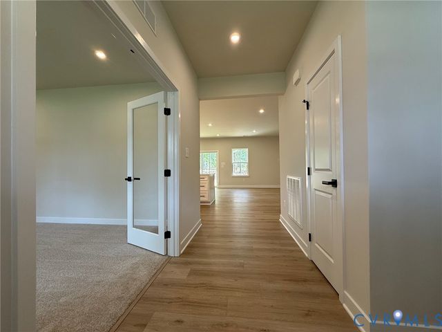 8619 Abercrombie Dr, Chesterfield, VA 23838