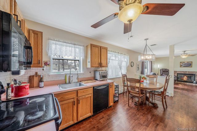 92 Old Selden Stage Road, Selden, NY 11784