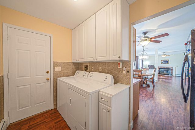 92 Old Selden Stage Road, Selden, NY 11784
