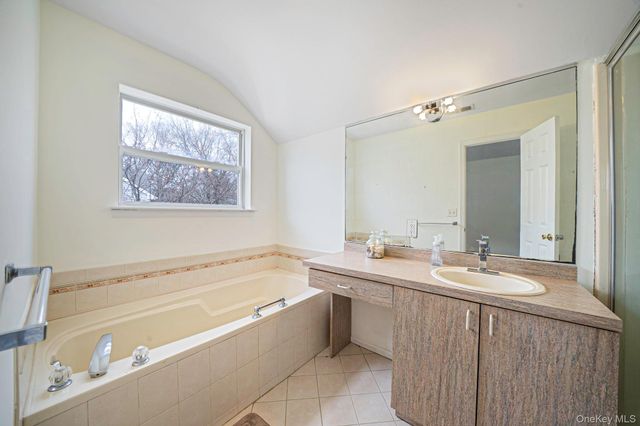 92 Old Selden Stage Road, Selden, NY 11784