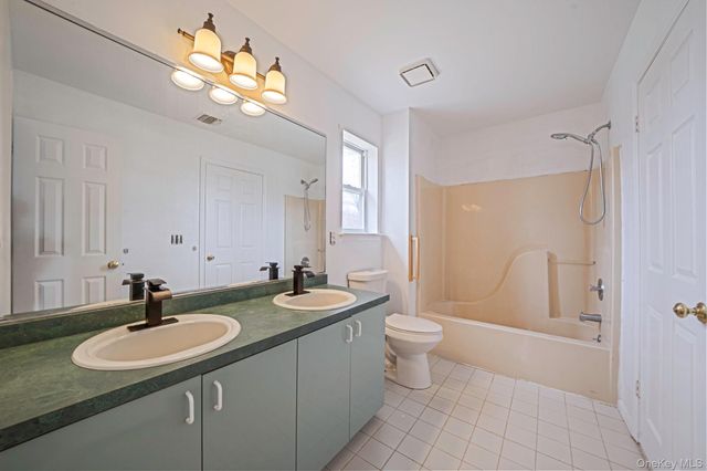 92 Old Selden Stage Road, Selden, NY 11784