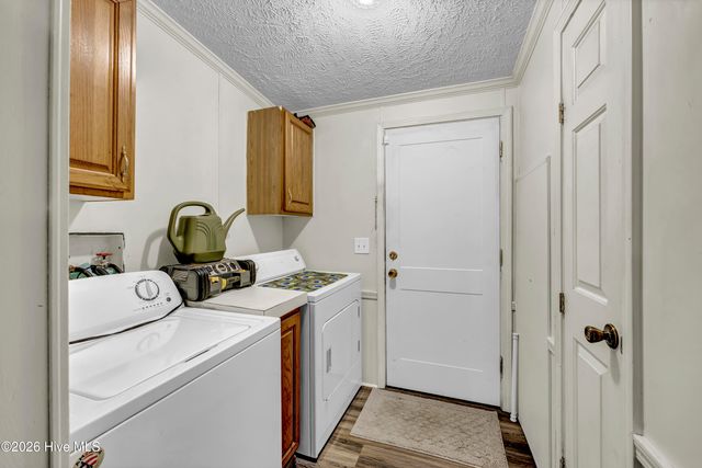 2109 E Lake Shore Drive, Wilmington, NC 28401