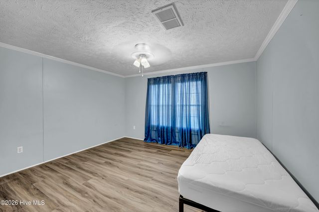 2109 E Lake Shore Drive, Wilmington, NC 28401