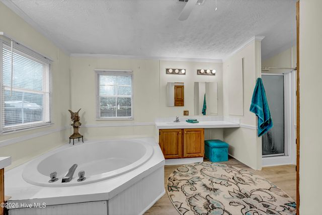 2109 E Lake Shore Drive, Wilmington, NC 28401