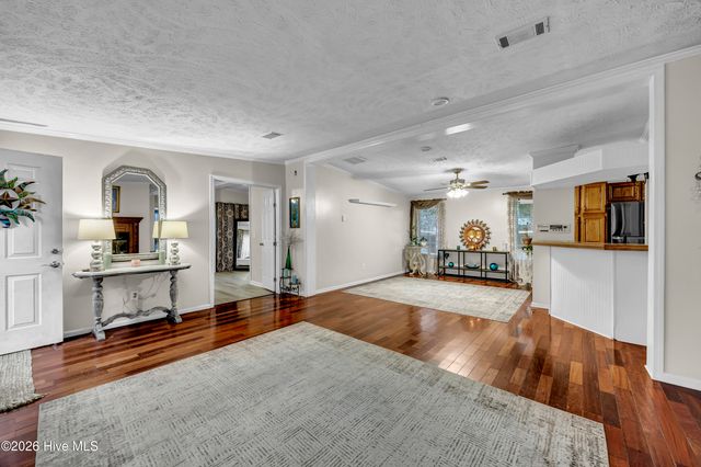 2109 E Lake Shore Drive, Wilmington, NC 28401