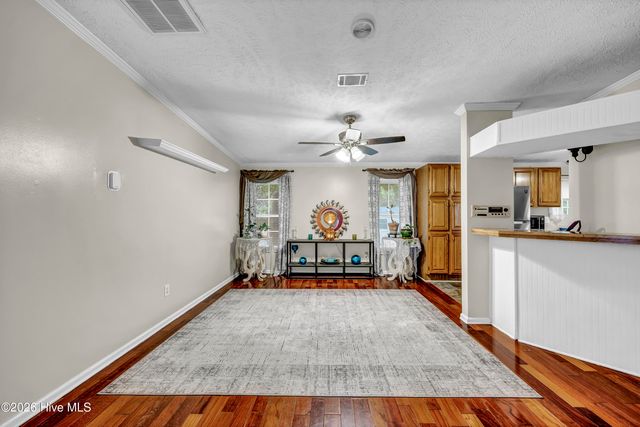 2109 E Lake Shore Drive, Wilmington, NC 28401