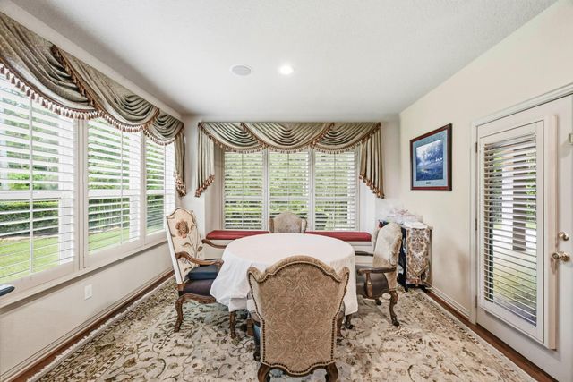 11 Golden Floral Court, Magnolia, TX 77354