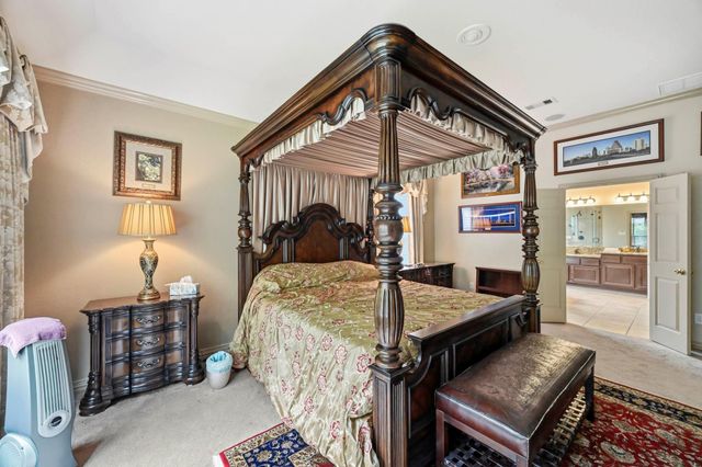 11 Golden Floral Court, Magnolia, TX 77354