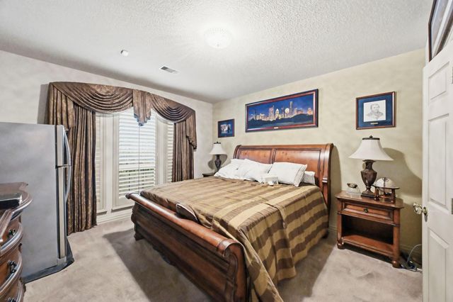 11 Golden Floral Court, Magnolia, TX 77354