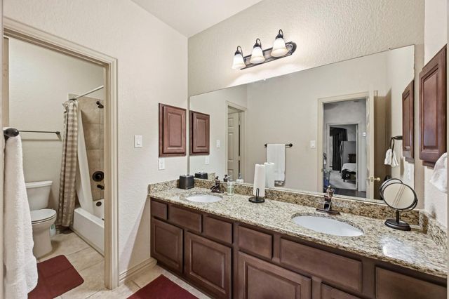 11 Golden Floral Court, Magnolia, TX 77354