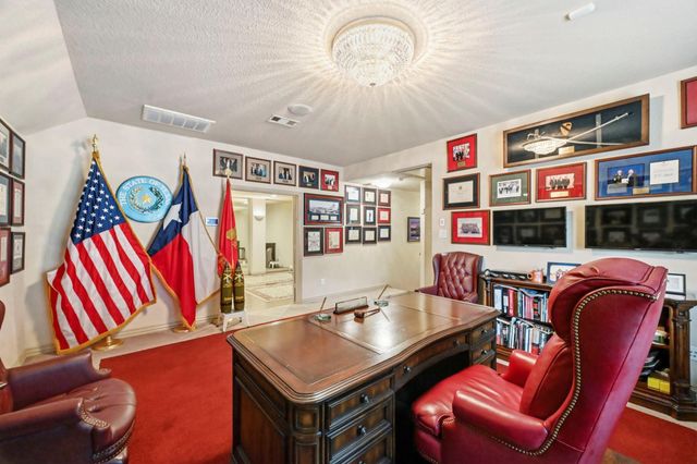 11 Golden Floral Court, Magnolia, TX 77354