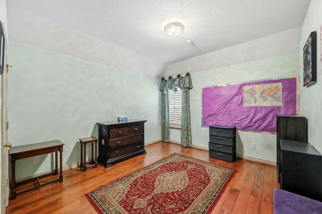 11 Golden Floral Court, Magnolia, TX 77354