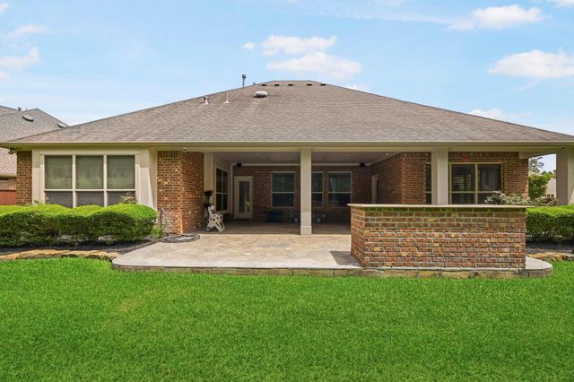 11 Golden Floral Court, Magnolia, TX 77354