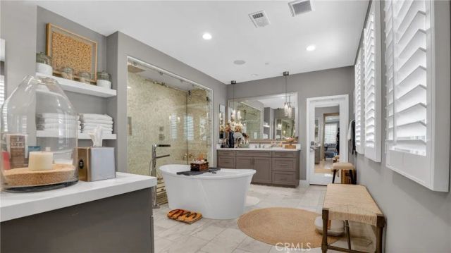 18601 Juniper Springs, Canyon Country, CA 91387