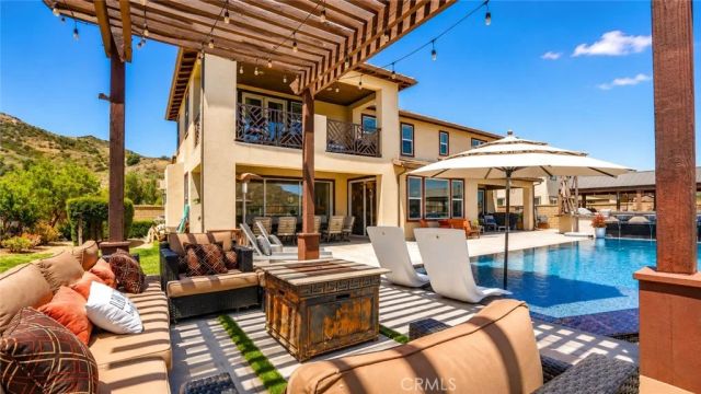 18601 Juniper Springs, Canyon Country, CA 91387