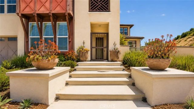 18601 Juniper Springs, Canyon Country, CA 91387