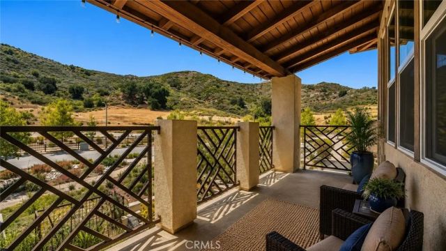 18601 Juniper Springs, Canyon Country, CA 91387