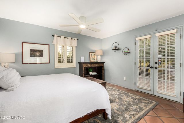 5525 N Oracle Road, Tucson, AZ 85704