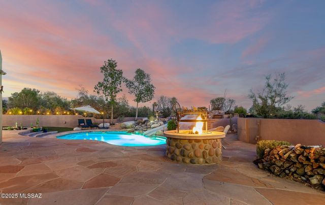 5525 N Oracle Road, Tucson, AZ 85704