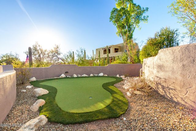 5525 N Oracle Road, Tucson, AZ 85704