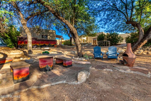 5525 N Oracle Road, Tucson, AZ 85704