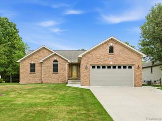 4305 Juniper Lane, Port Huron, MI 48060