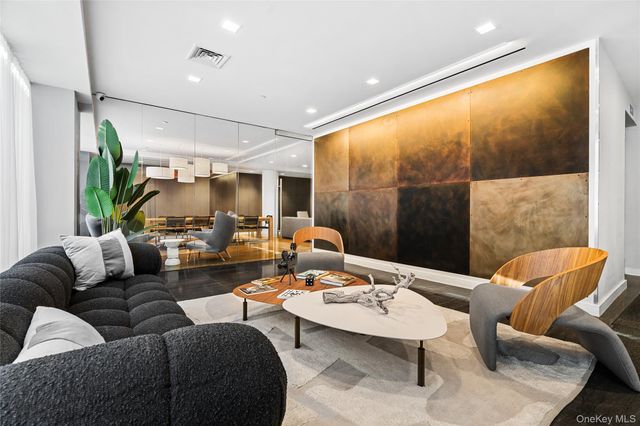 3432 35th Street 2D, Astoria, NY 11106