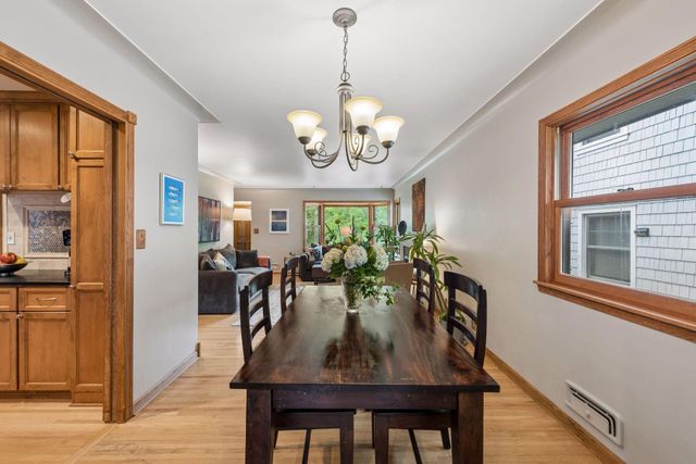 2911 W 54th Street, Minneapolis, MN 55410